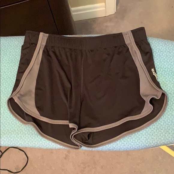 Reebok Shorts (quantity 2) - Picture 5 of 9